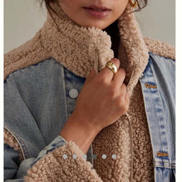 Anthropologie BLANKNYC fuzzy wuzzy Sherpa denim Jacket - Picture 4 of 15